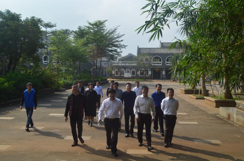 江蘇省東?？h考察團蒞臨演豐新型城鎮(zhèn)化示范鎮(zhèn)參觀考察